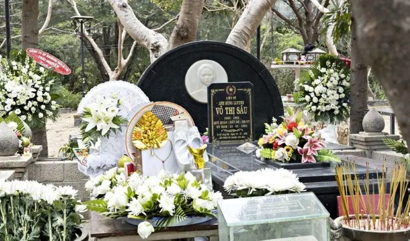 Tour Sài Gòn Côn Đảo